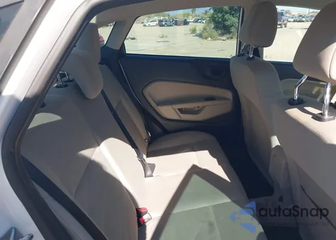 2019 Ford Fiesta Se z USA, uszkodzony, nr VIN 3FADP4BJ6KM101771